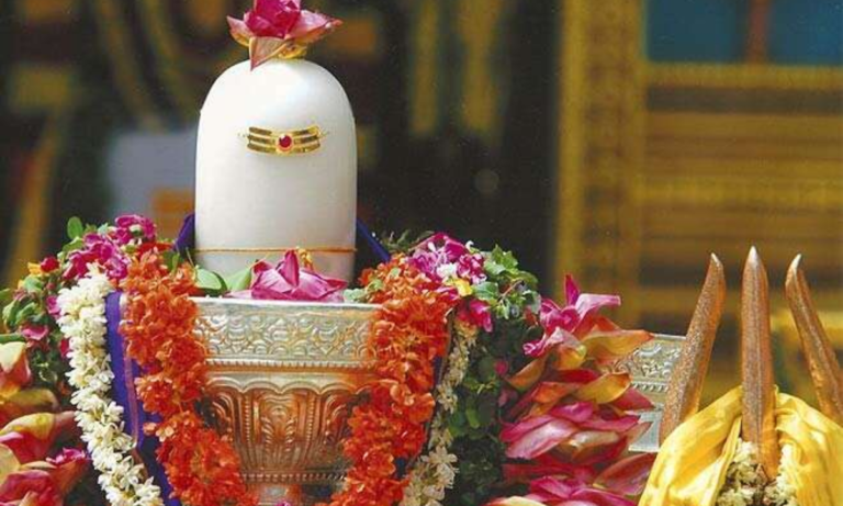 The Sacred Month of Savan: A Month of Devotion and Celebrations